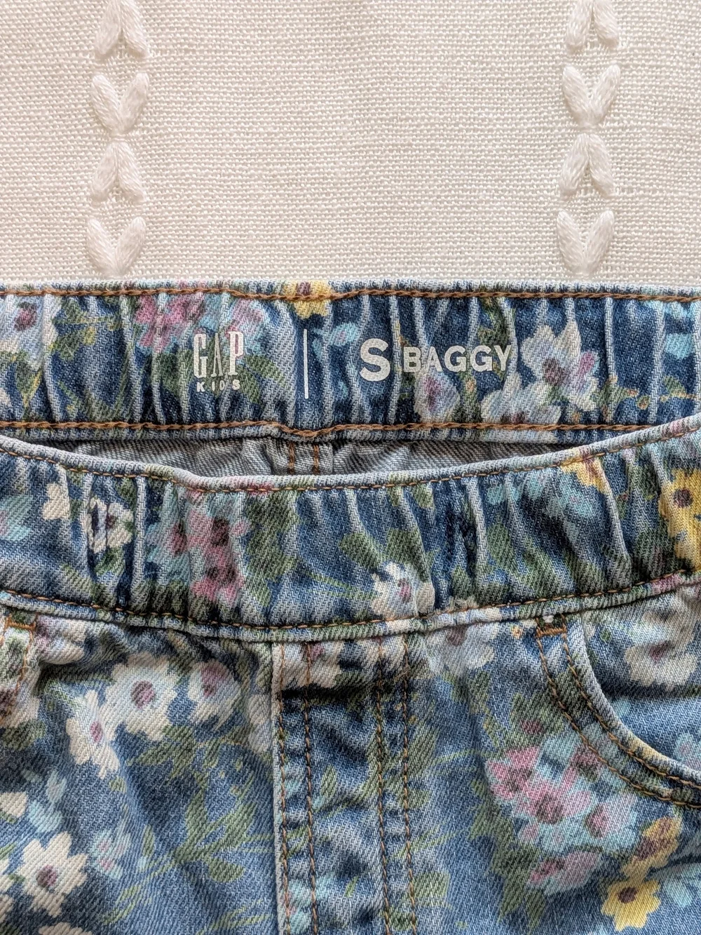 GAP Floral Baggy Denim Jeans — Light Blue with Multicolor Blooms